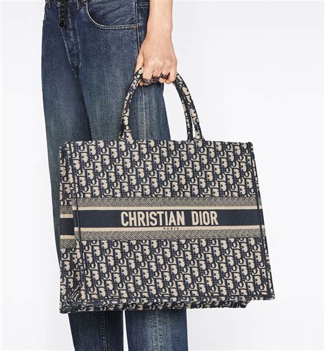 dior amour tote|Dior book tote 2022.